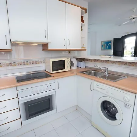 Balcon De Europa 4 Menyber Apartmán *